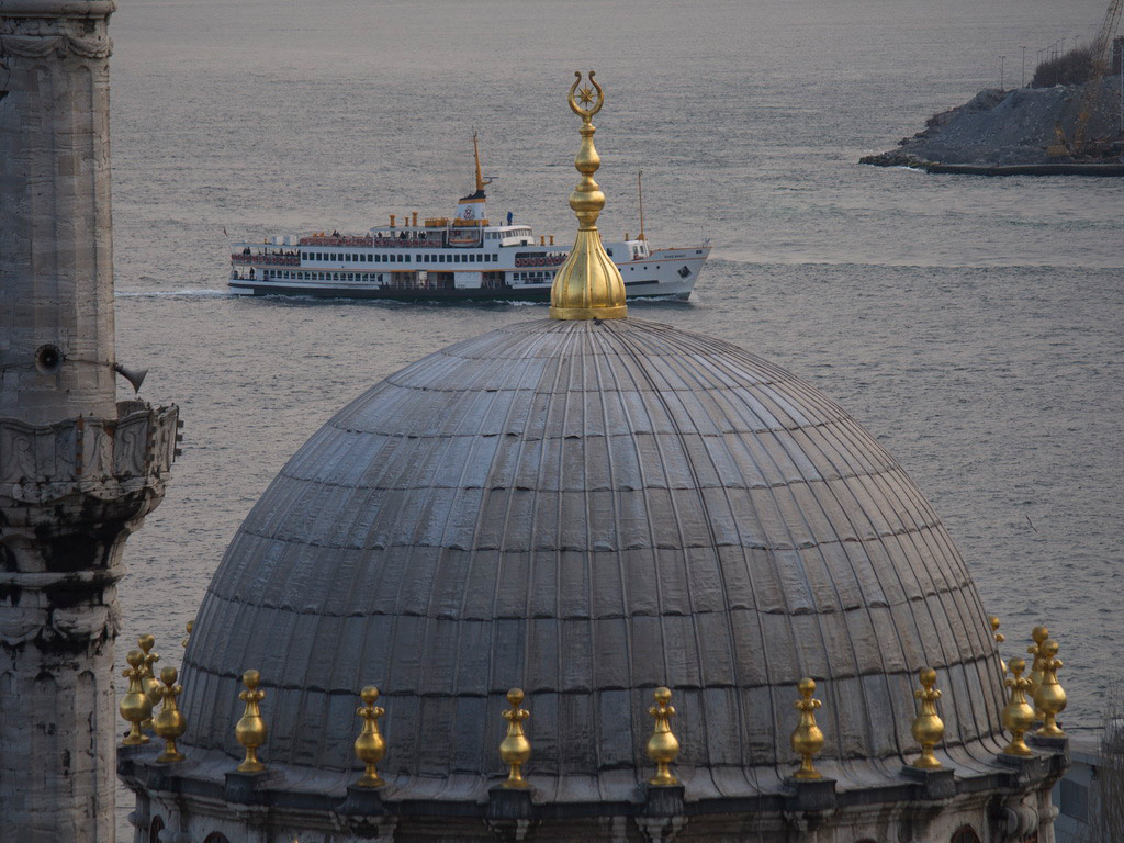 Bosphorus Cruise and Spice Bazaar - Bus and Boat Tour - Istanbul