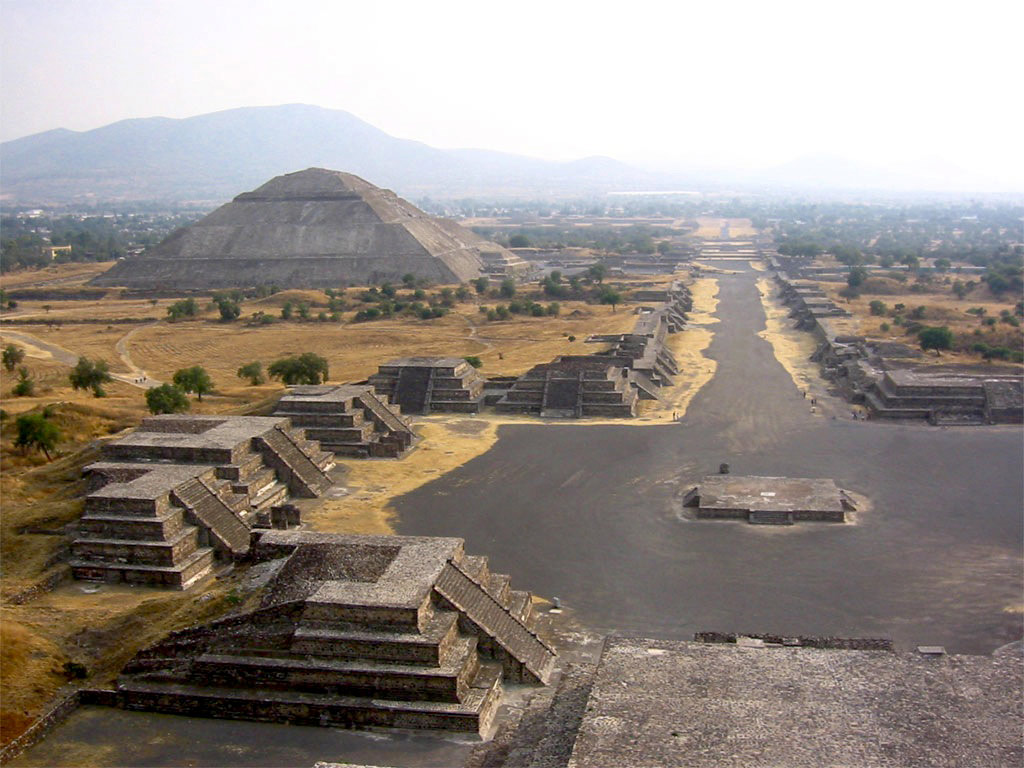 Teotihuacan Pyramids, Guadalupe Shrine and Tlatelolco Tour - Mexico City