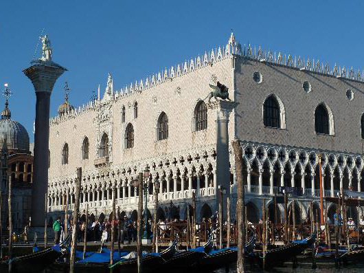 Walking Tour with Authorized Local Guide - Venice (and vicinity)