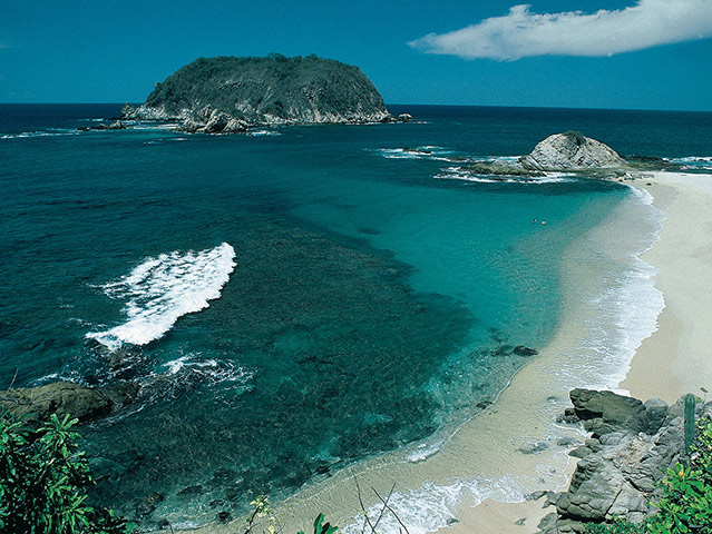 Tour to the Bays by Private boat
