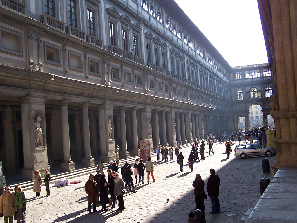 Uffizi Gallery with Skip the line Entry - Small Group Tour - Florence