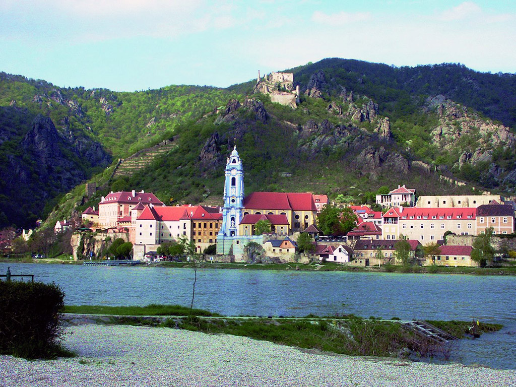 Wachau Valley Winery Bike Tour