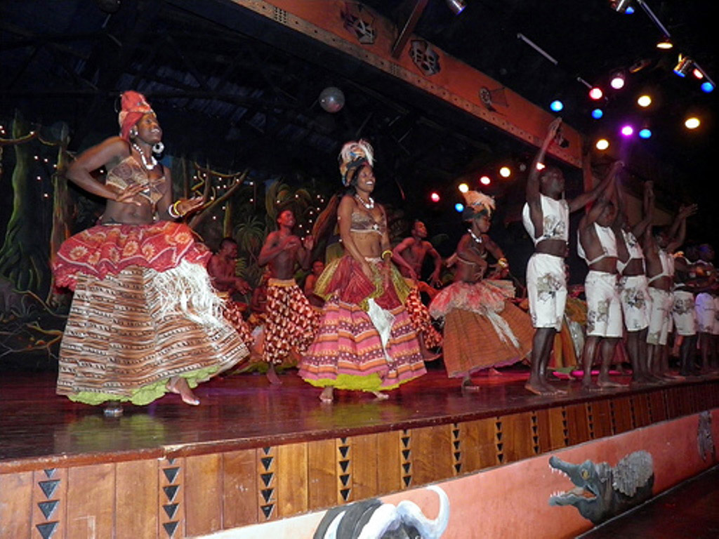 Safari Cat Show with Dinner - Nairobi