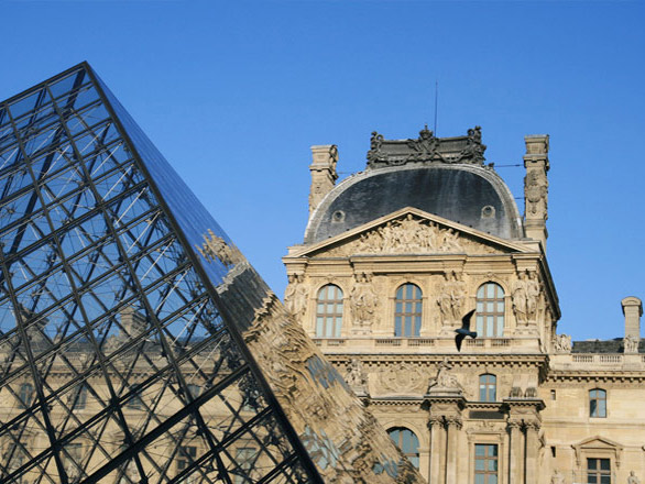 Louvre Masterpieces and Royal Palace - Guided Tour - Paris