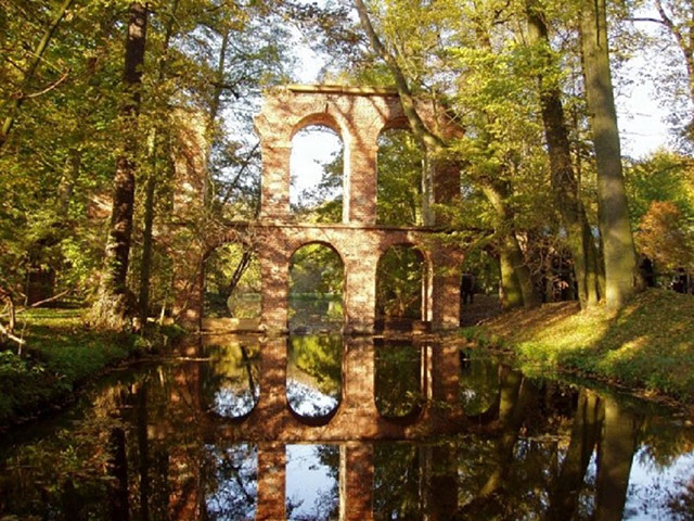 Mazovian Folk Tour: Lowicz, Arkadia and Nieborow - Private Tour