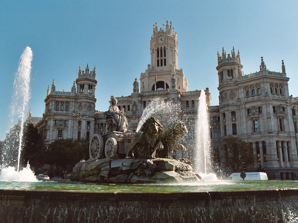 Madrid Sightseeing Tour and Bernabeu Stadium Visit