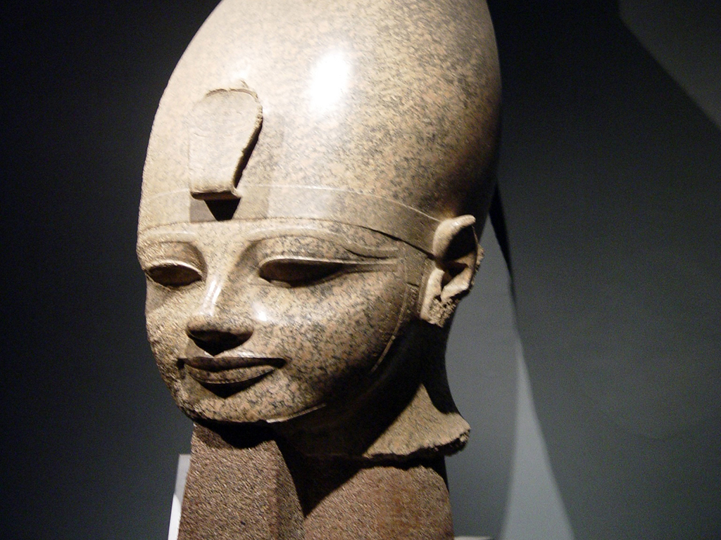 Luxor Museum - Half-Day Tour