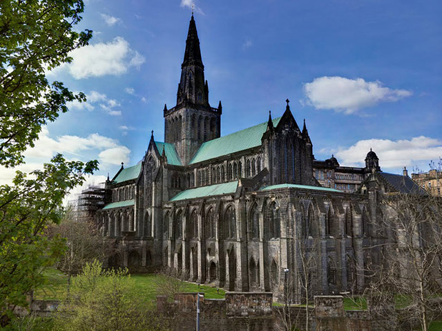 Glasgow, Loch Lomond, Loch Katrine and Doune Castle Tour - In Spanish