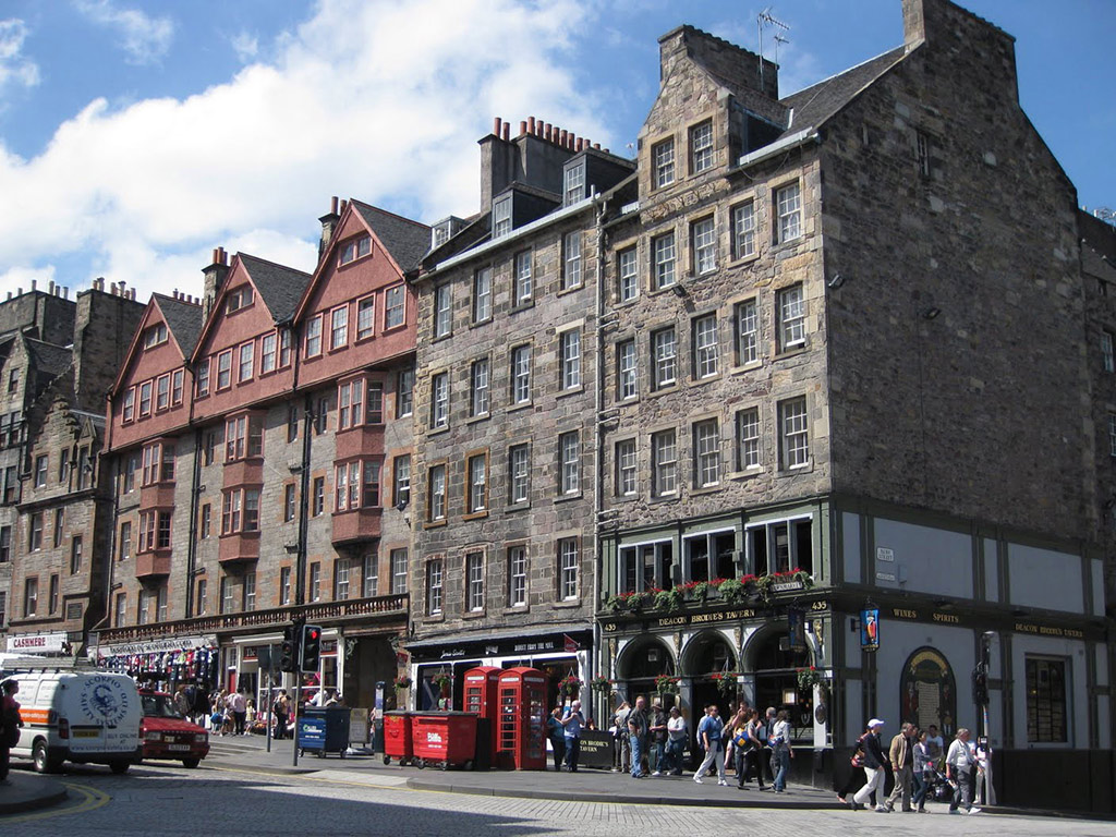 Edinburgh: 3 -hour City Walking Tour (Tour)