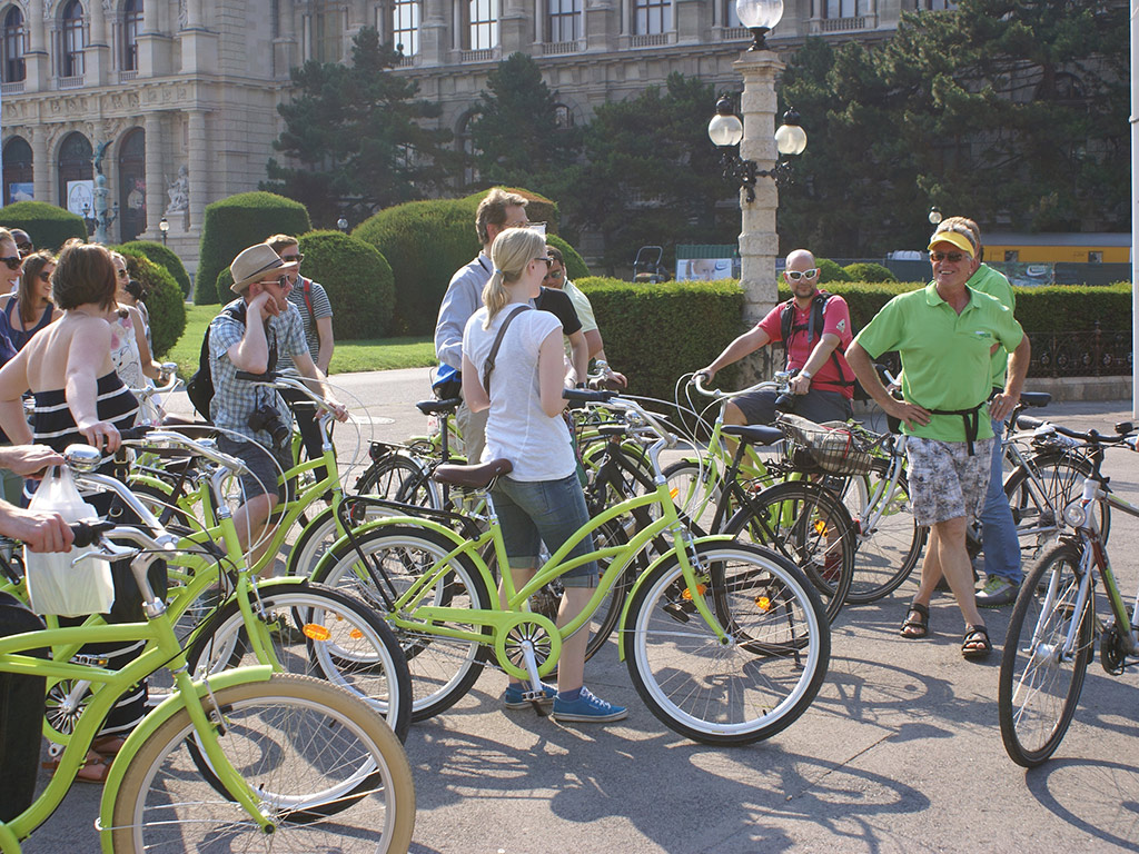 Explore Vienna City - Bike Tour