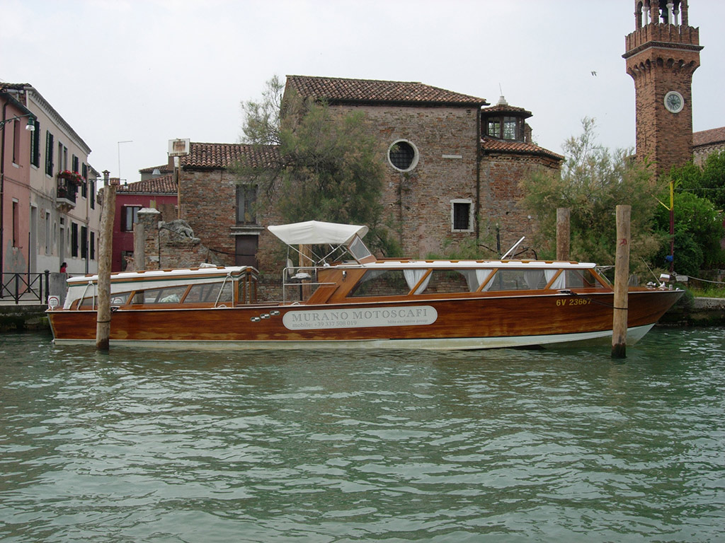 Murano and Burano Islands Guided Tour by Private Boat - Venice (and vicinity)