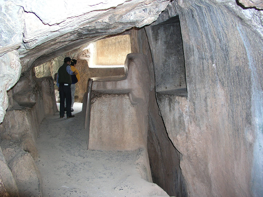 Discover Cusco City and Nearby Archaeological Sites