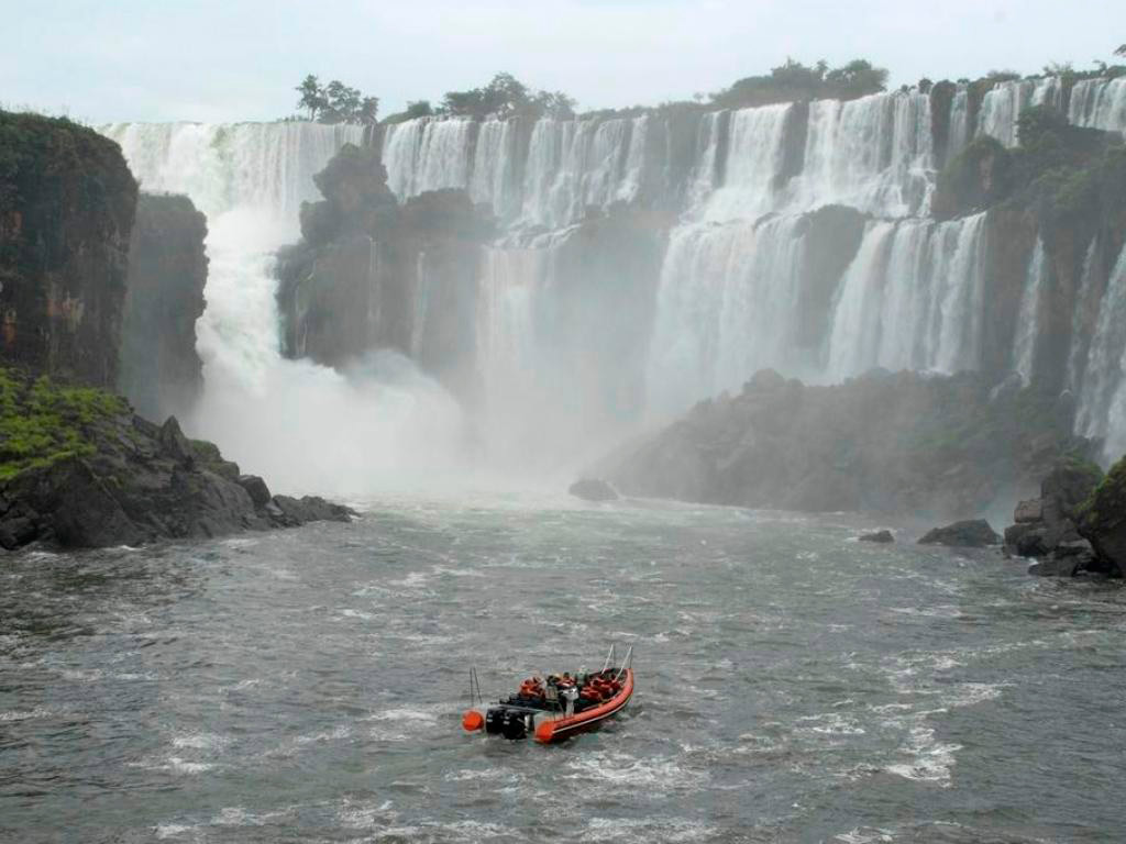 Macuco Floating Safari - Iguazu Falls