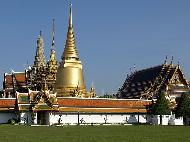 Royal Grand Palace And Bangkok Canals with Transfer - Half-Day Tour