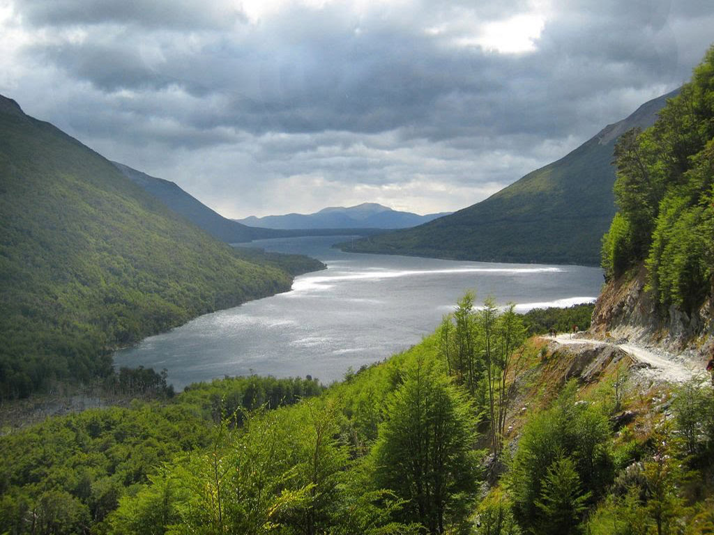 Lago Escondido: The Hidden Lake - Half-Day Tour - Ushuaia