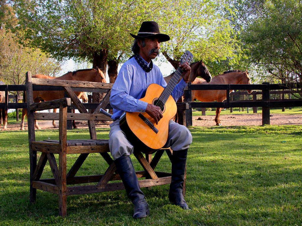 San Antonio de Areco and Ranch Tour