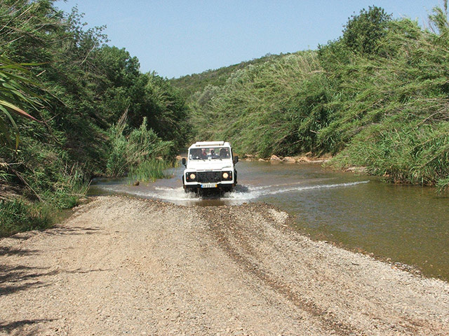 Super Day - Jeep Safari and Arade River Cruise