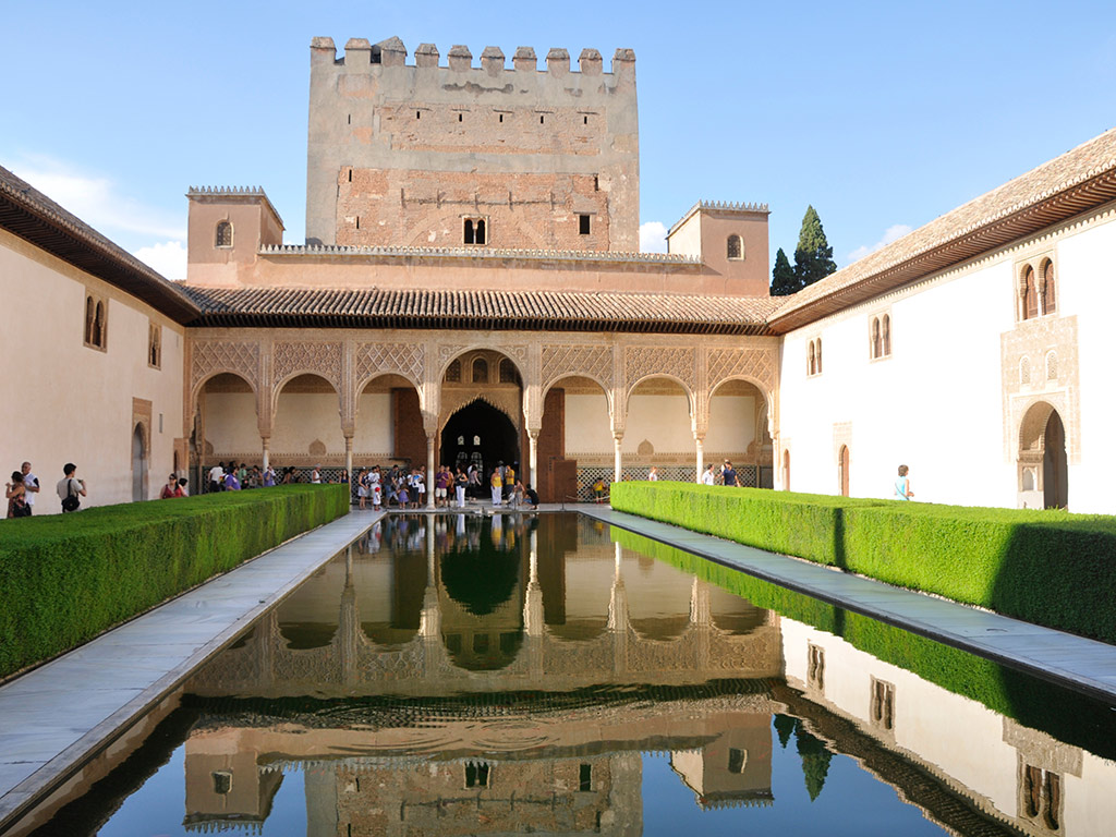 Visit to Alhambra, Generalife and Science Park