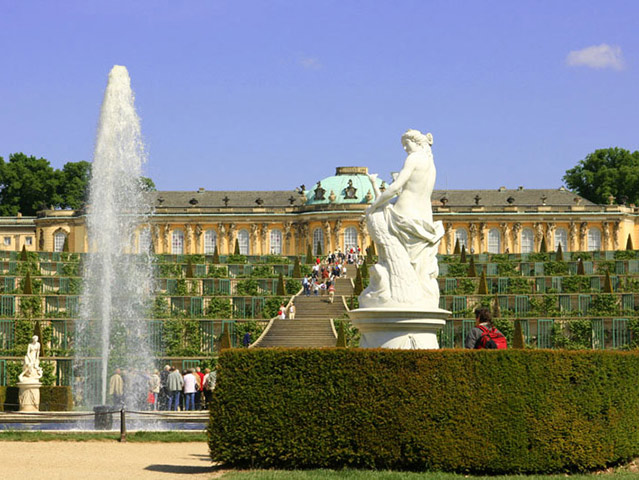  Palaces and Gardens of Potsdam Bike Tour