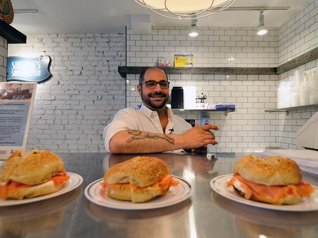 Neighbourhood Eats Tour: Brownstone Brooklyn Experience - New York