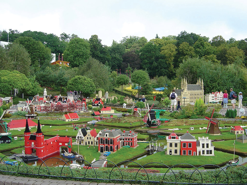 Legoland Windsor with Return Transportation