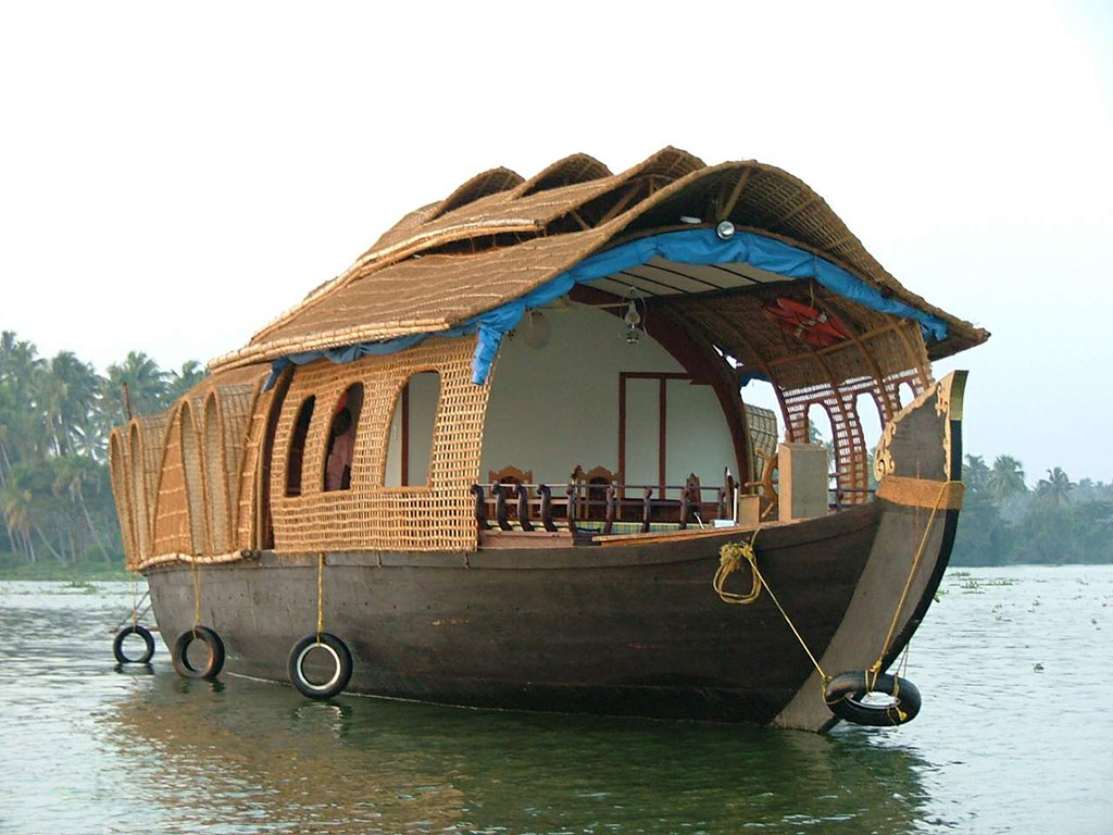 Backwater Cruise with Lunch at Alleppey - Private