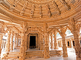 Full-Day Private Tour to Delwara Temple & Nakki Lake
