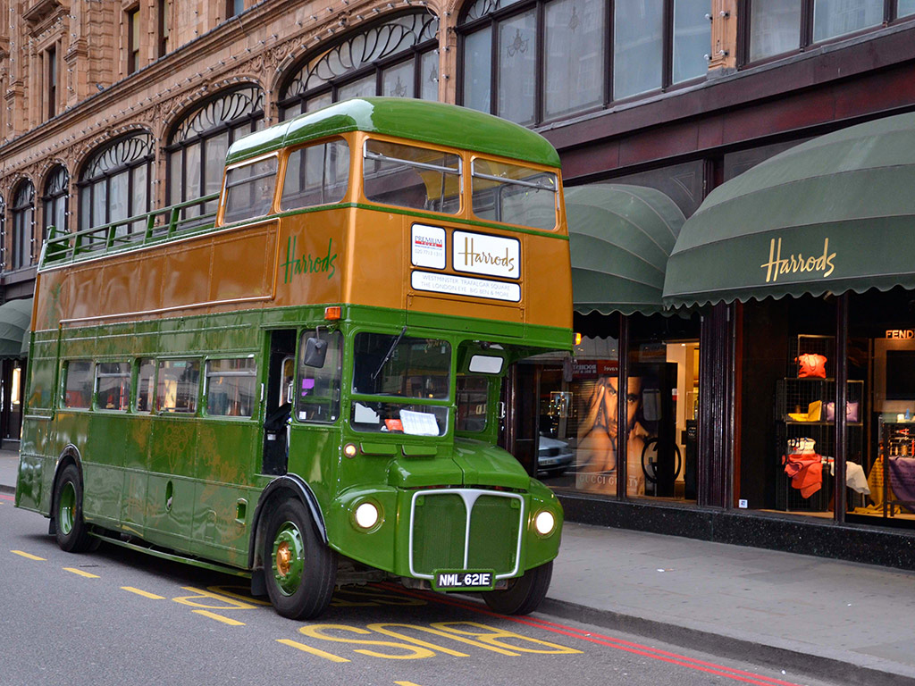 Vintage London Bus Tour and Stonehenge