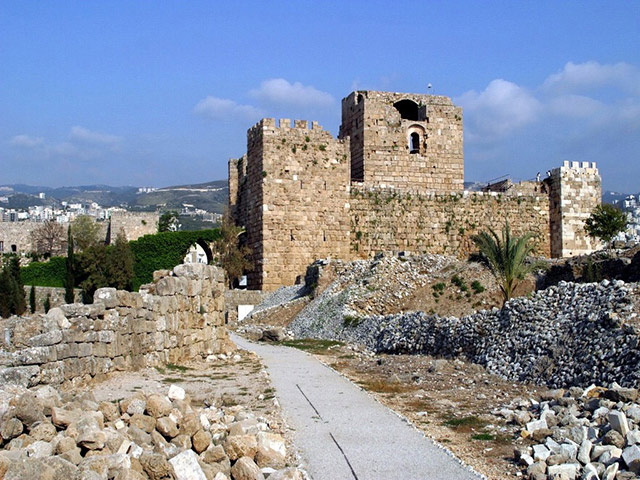 Explore Jeita Grottos, Harissa Shrine and Byblos City