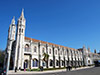 Lisbon City tour in minibus