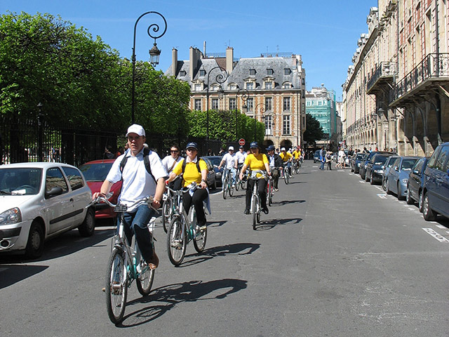 Paris Past and Present by Bike