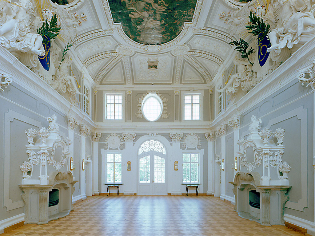Kadriorg Palace and KUMU Arts Museum tour