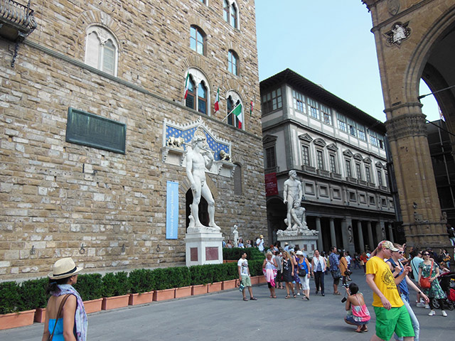 The Heart of Florence – Small Group Walking Guided Tour