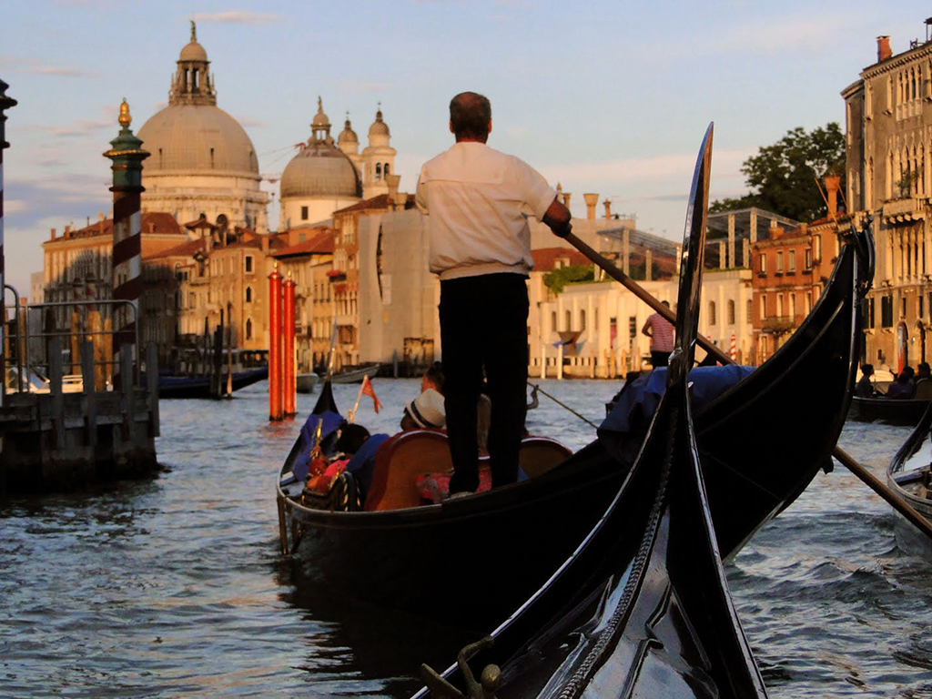Morning Walking Tour in Venice and Gondola Ride - Tour, Language: English