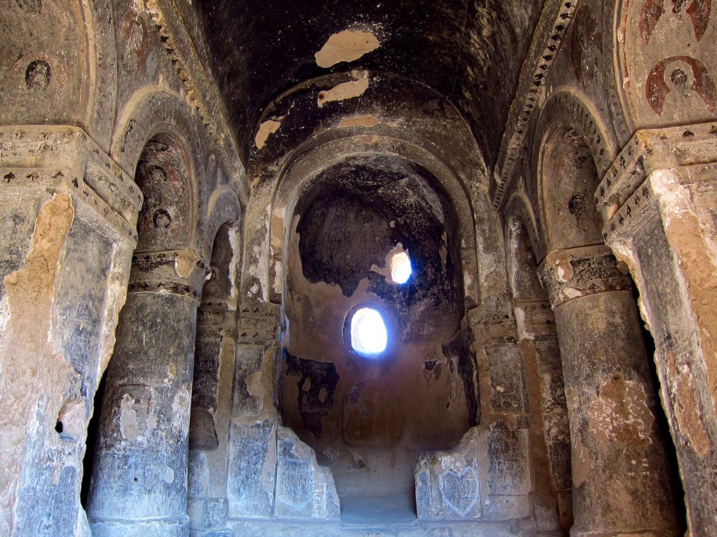 Derinkuyu underground city and Ihlara Valley tour - Cappadocia