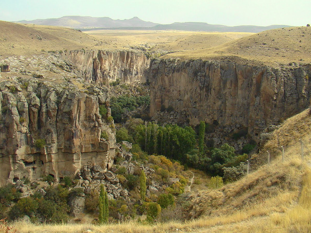 Derinkuyu underground city and Ihlara Valley tour - Cappadocia