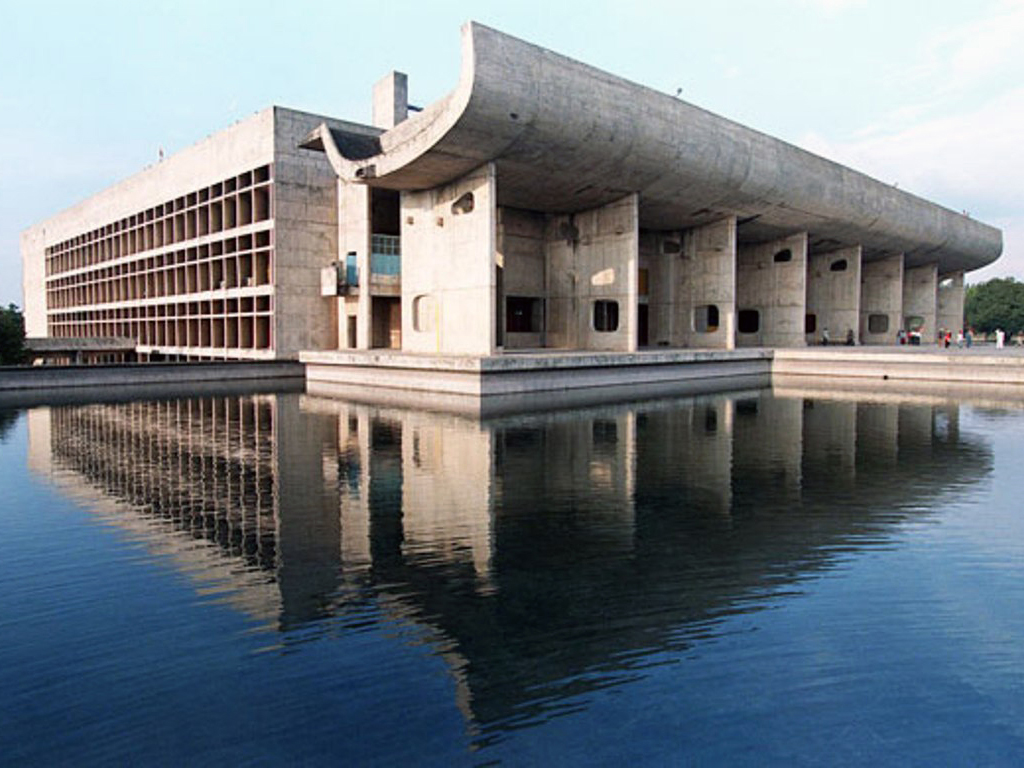 Private Sightseeing Tour of Chandigarh's Architecture
