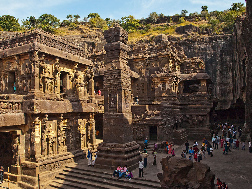 Ajanta and Ellora Caves - Private Tour in Aurangabad