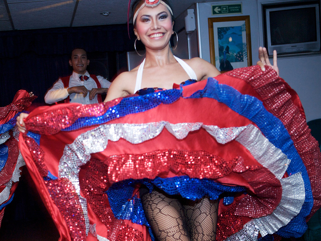 Sunset Dinner Cruise and Live Cabaret Show