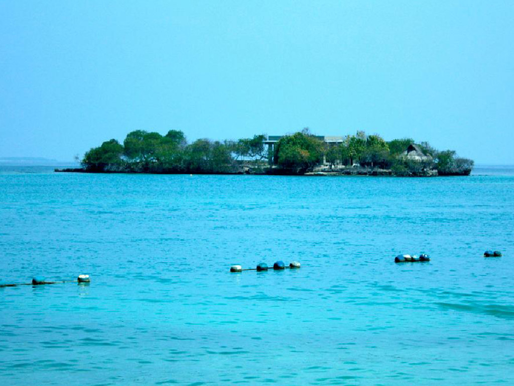 Excursion to Majagua Rosario Islands - Cartagena