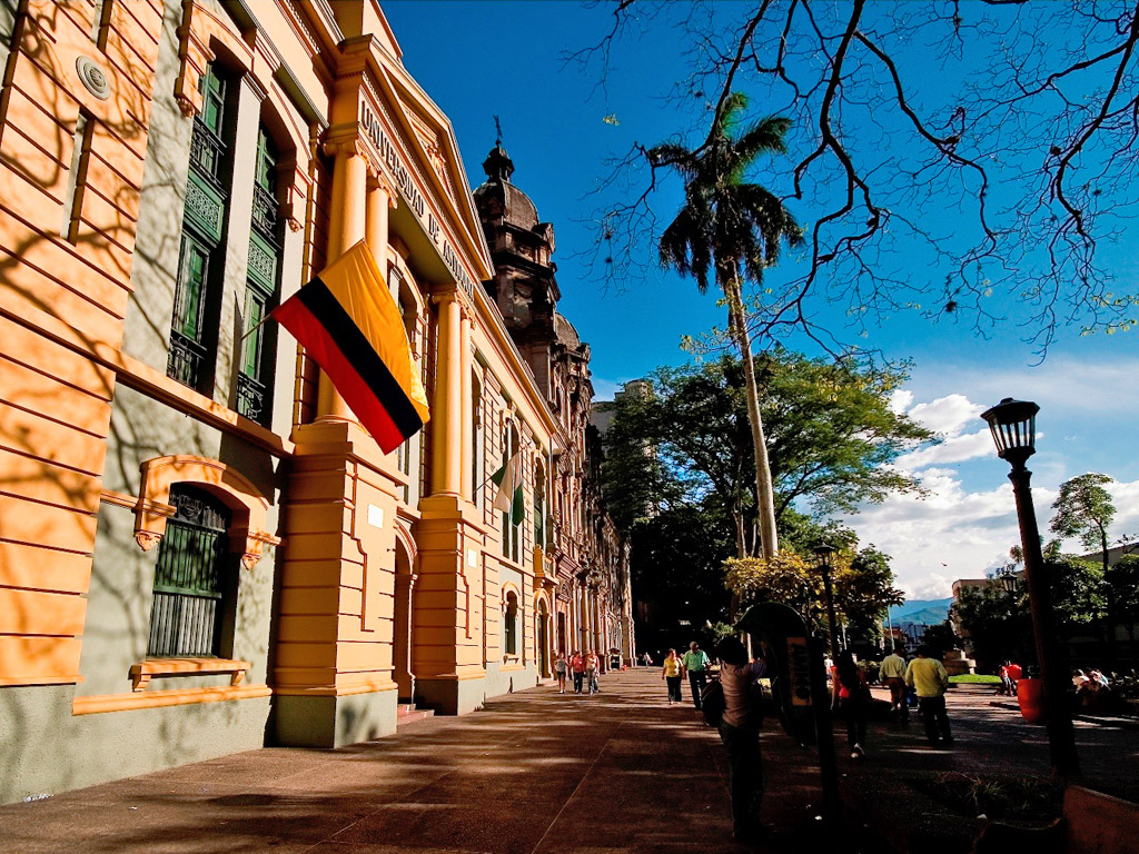 Medellin and Museum of Antioquia Private Tour