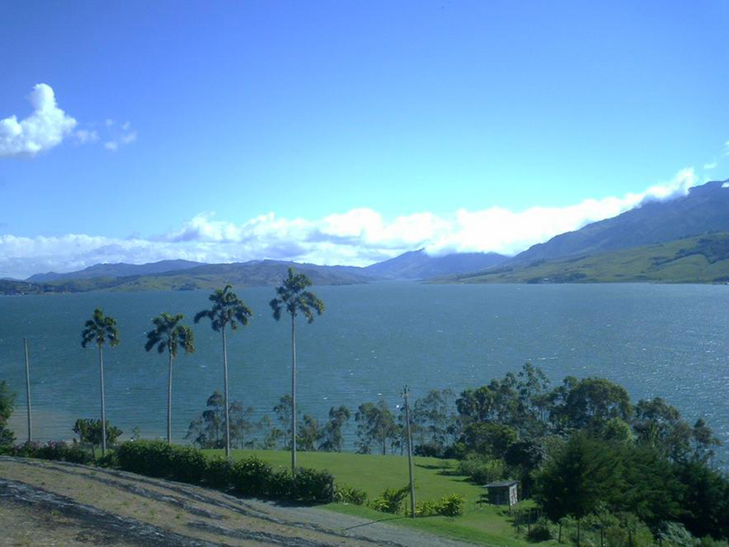 Buga and Calima Lake Private Tour