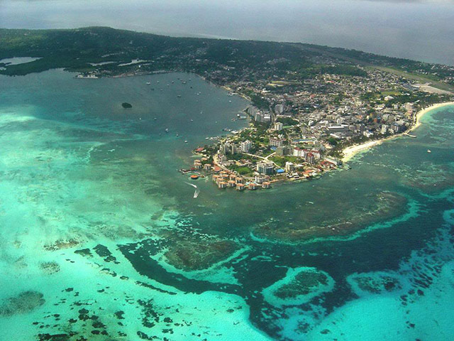 Tour around the Bay of San Andres