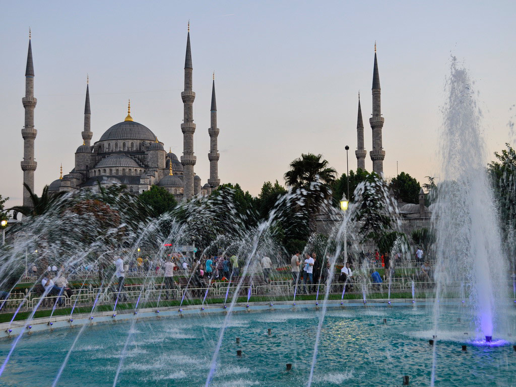 Classical Istanbul and Dolmabahce Palace - Full-Day Tour