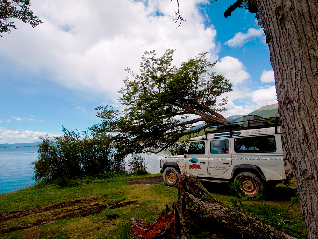 Lagos Off-Road: 4x4 Adventure to Lake Escondido and Lake Fagnano - Ushuaia