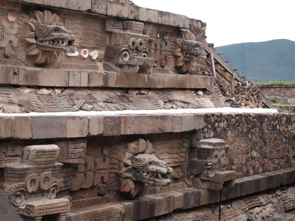 Teotihuacan Morning Tour with Tequila Tasting - Mexico City