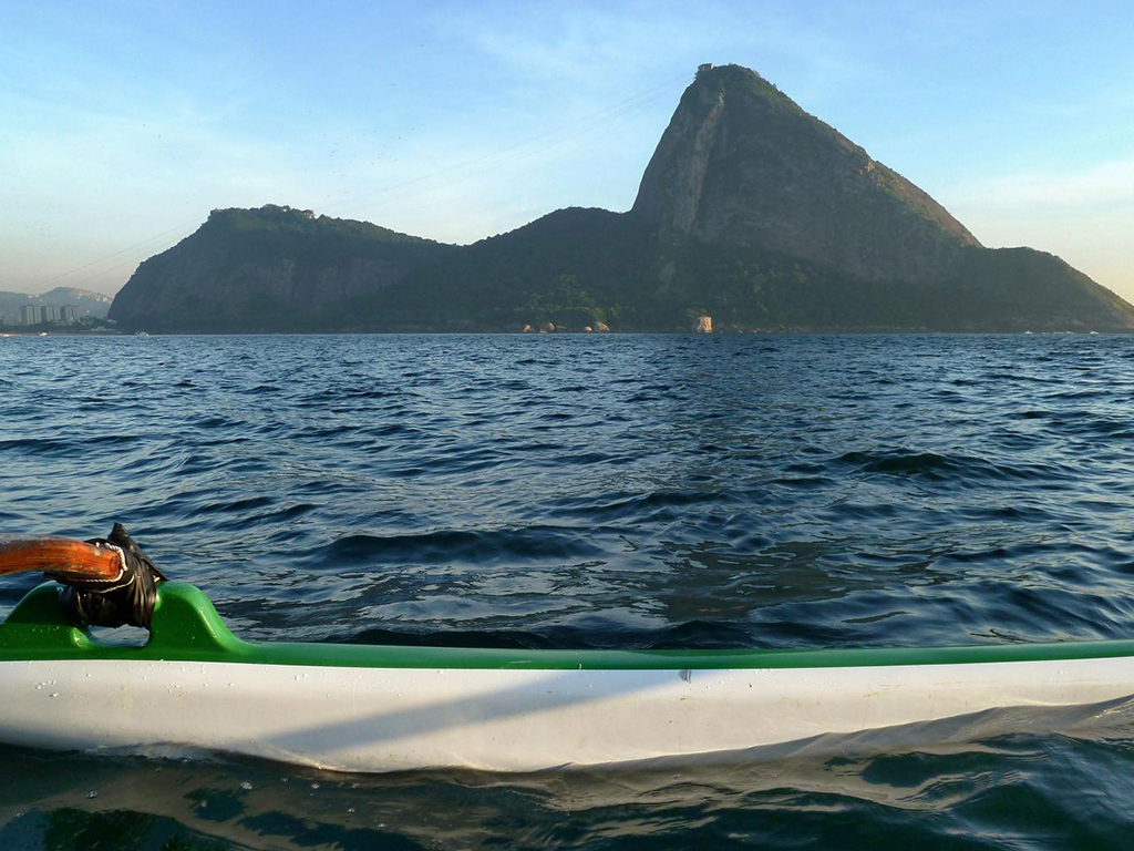 Excursion along Guanabara Bay in a Hawaiian canoe - Rio de Janeiro