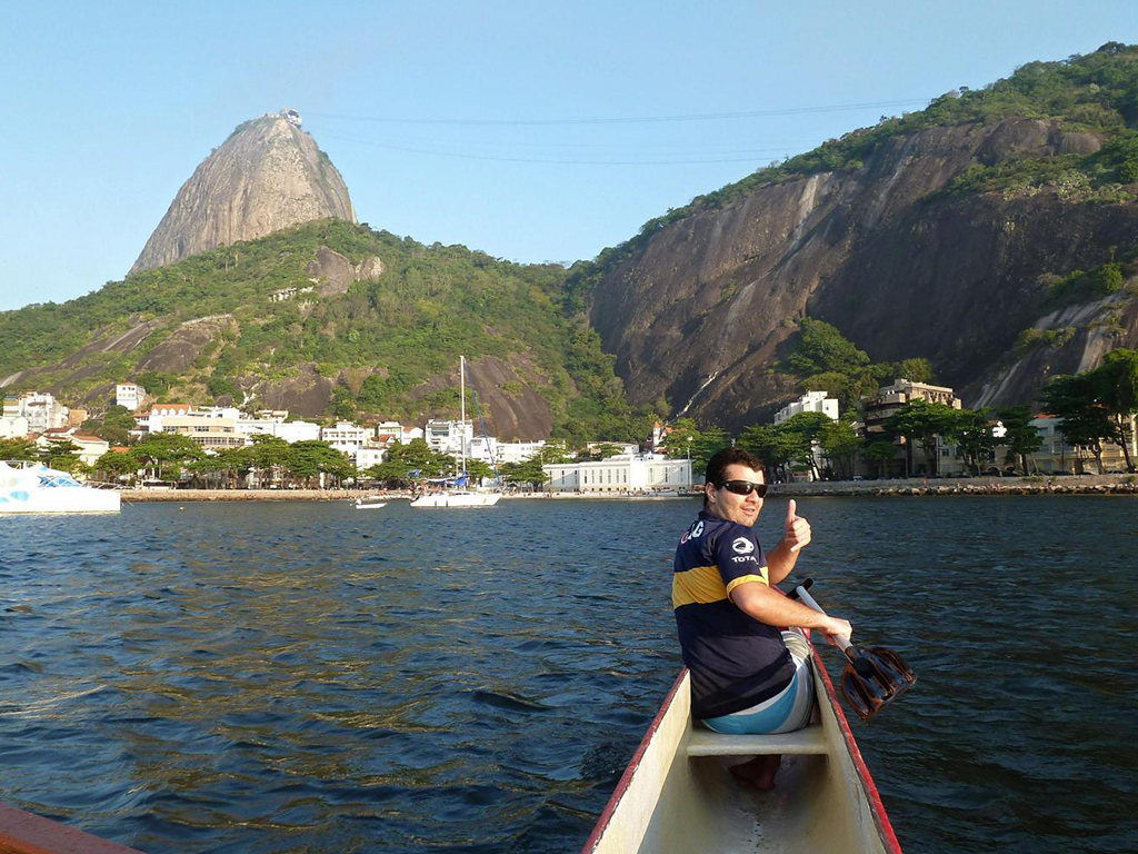 Excursion along Guanabara Bay in a Hawaiian canoe - Rio de Janeiro