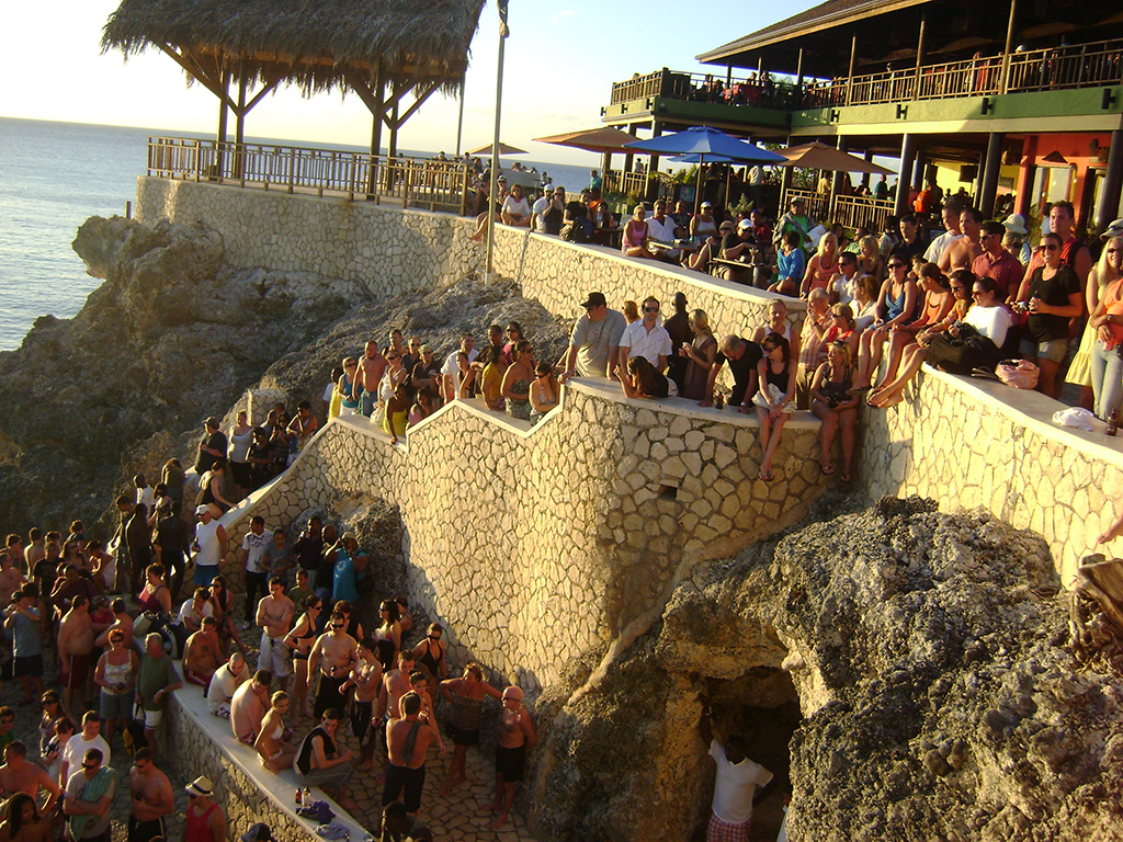 Negril Sunset and Dolphin Cove Admission - Montego Bay (and vicinity)