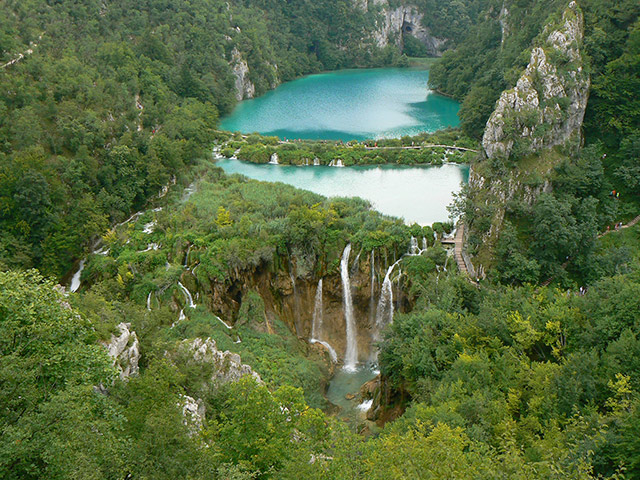 Plitvice Lakes National Park Tour